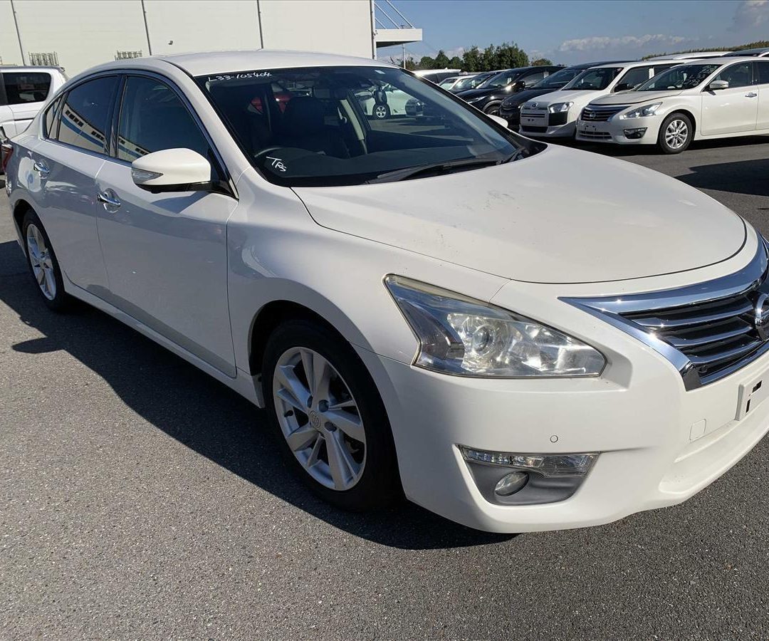 Nissan TEANA 2016