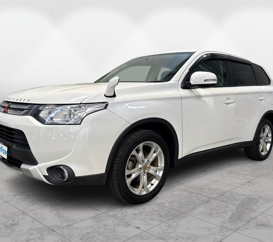 Mitsubishi Outlander 2015