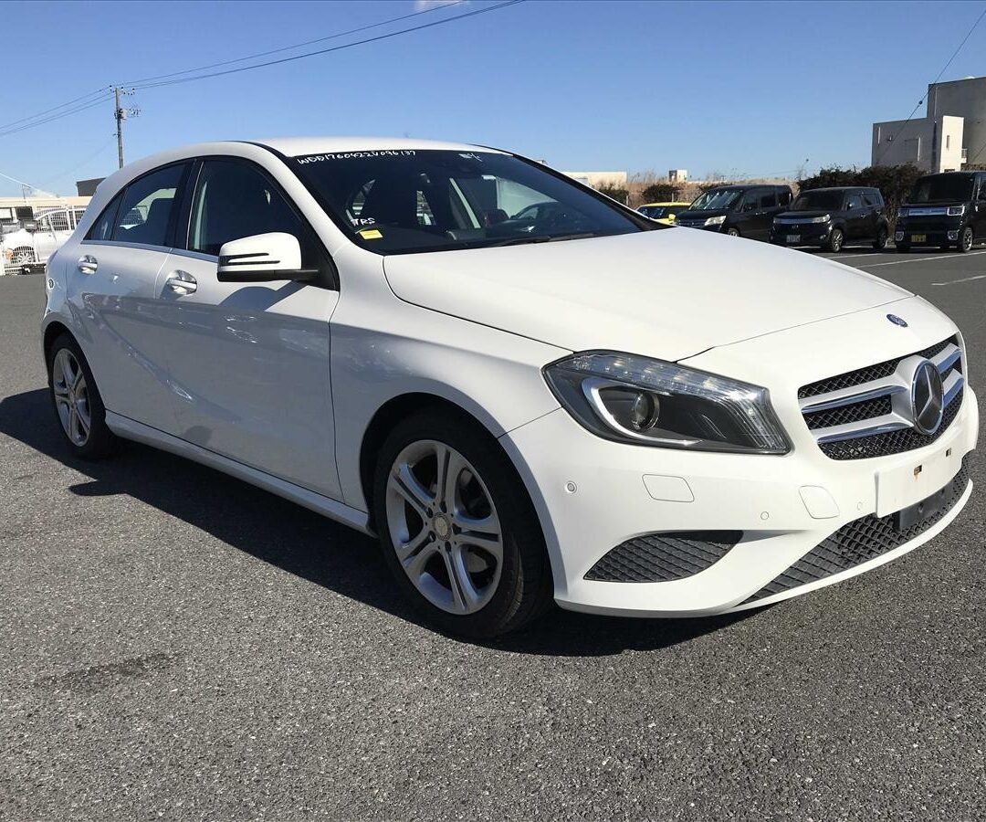 Mercedes-Benz A180 2015