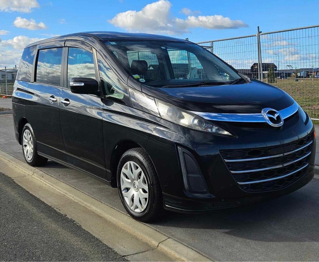 Mazda BIANTE 2013